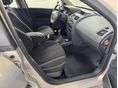 RENAULT MEGANE 2004/10 - 9