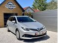 TOYOTA AURIS 2016/12 - 1