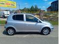 TOYOTA YARIS 2003/5 - 5