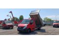 RENAULT MASTER billenőplatós teherautó. XL platós