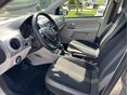 VOLKSWAGEN UP 2017/12 - 6