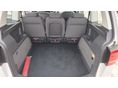 VOLKSWAGEN TOURAN 2011/7 - 8