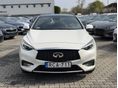 INFINITI Q30 2016/5 - 2