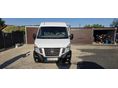 NISSAN NV400 