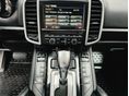 PORSCHE CAYENNE 2013/6 - 22