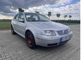 VOLKSWAGEN BORA 1.6 Comfortline