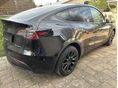TESLA MODEL Y 2022/9 - 4