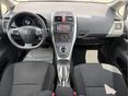 TOYOTA AURIS 2011/1 - 9