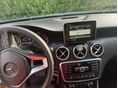 MERCEDES-BENZ A 180 2015/2 - 11