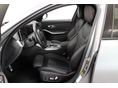 BMW 330 2023/4 - 7