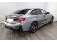 BMW 330 2023/4 - 3