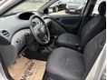 TOYOTA YARIS 2004/4 - 7