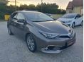 TOYOTA AURIS 2016/7 - 3