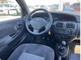 RENAULT MEGANE 2003/6 - 9