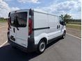 RENAULT TRAFIC 2011/12 - 3