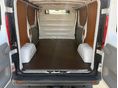 RENAULT TRAFIC 2011/12 - 10