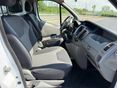 RENAULT TRAFIC 2011/12 - 6