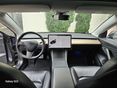 TESLA MODEL 3 2020/8 - 6