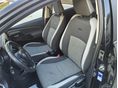 TOYOTA YARIS 2019/12 - 6