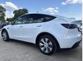 TESLA MODEL Y 2023/3 - 3