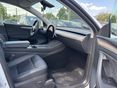 TESLA MODEL Y 2023/3 - 9