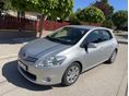 TOYOTA AURIS 2011 - 1