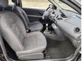 RENAULT TWINGO 2011/5 - 8