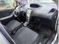 TOYOTA YARIS 2008/10 - 9