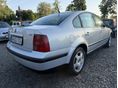 VOLKSWAGEN PASSAT V 1999/8 - 11
