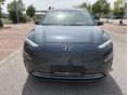 HYUNDAI KONA EV 39kWh Style Edition GYÁRI GARANCIA.SÉRÜLÉSMENTES.NAGY NAVI.ÜLÉS ÉS KORM FŰTÉS.VEZETÉSTÁMOG