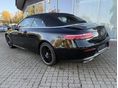 MERCEDES-BENZ E 200 9G-TRONIC Sérülésmentes LED-fényszóró Bőrülések Új fékek