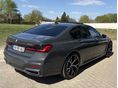 BMW 750 2019/9 - 8
