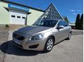 VOLVO S60 1.6 D DRIVe Kinetic ELSŐ TULAJDONOSTÓL VÉGIG VEZETETT SZERVIZKÖNYVVEL MAGAS FELSZERELTSÉG