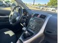 TOYOTA AURIS 2009/3 - 9
