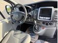 RENAULT TRAFIC 2011/8 - 9