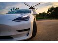 TESLA MODEL 3 2020/12 - 4