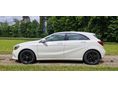 MERCEDES-BENZ A 180 2017/11 - 3