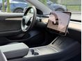 TESLA MODEL 3 2022/2 - 17