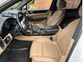 PORSCHE CAYENNE 2018/12 - 8