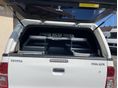TOYOTA HILUX 2015/8 - 6