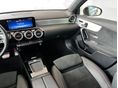 MERCEDES-BENZ A 250 2023/12 - 7