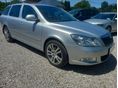 SKODA OCTAVIA Combi 1.6 CR TDI Elegance 224000KM! Vezetett szervizkönyv! ! 17-es alufelni . két zónás kilma ! Szép állap