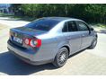 VOLKSWAGEN JETTA 2010/9 - 4