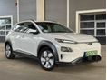 HYUNDAI KONA EV 64kWh Comfort Navi! Kamera! Távtartó! Sávtartó! Komfortkulcs! Sérülésmentes! Magánszemély!