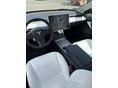 TESLA MODEL 3 2021/2 - 7