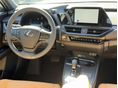 LEXUS UX 2025/11 - 10