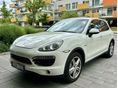 PORSCHE CAYENNE 2011 - 1
