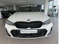 BMW 330 2024/10 - 6