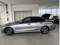 BMW 330 2024/9 - 3