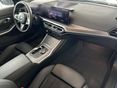 BMW 330 2024/9 - 10